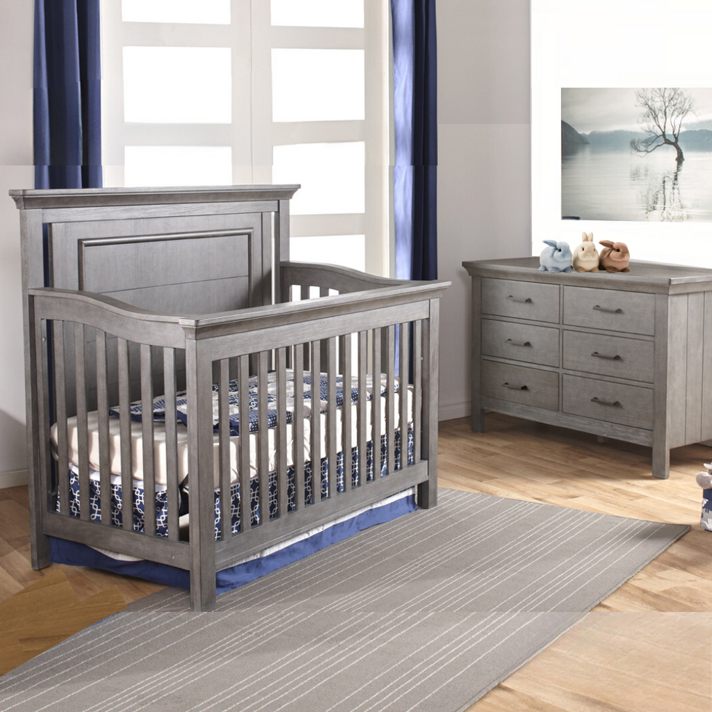 Como Crib Convertible & Dresser #6