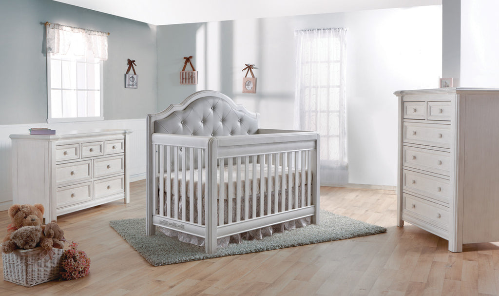 OFERTA Cristallo Crib, Dresser & Chest
