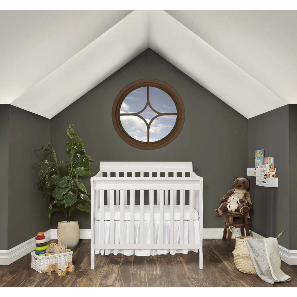 Green top mini crib