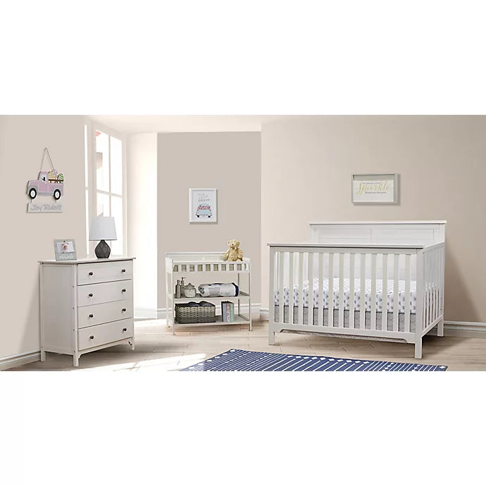 Farm Crib, Chest and changing dresser