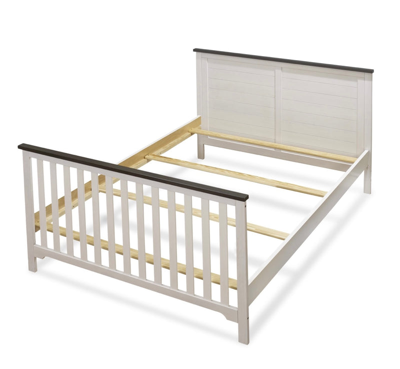 Farm Crib, Chest and changing dresser